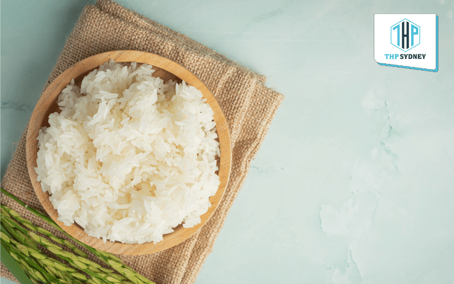 Cơm chín dẻo mềm, có độ tơi vừa phải