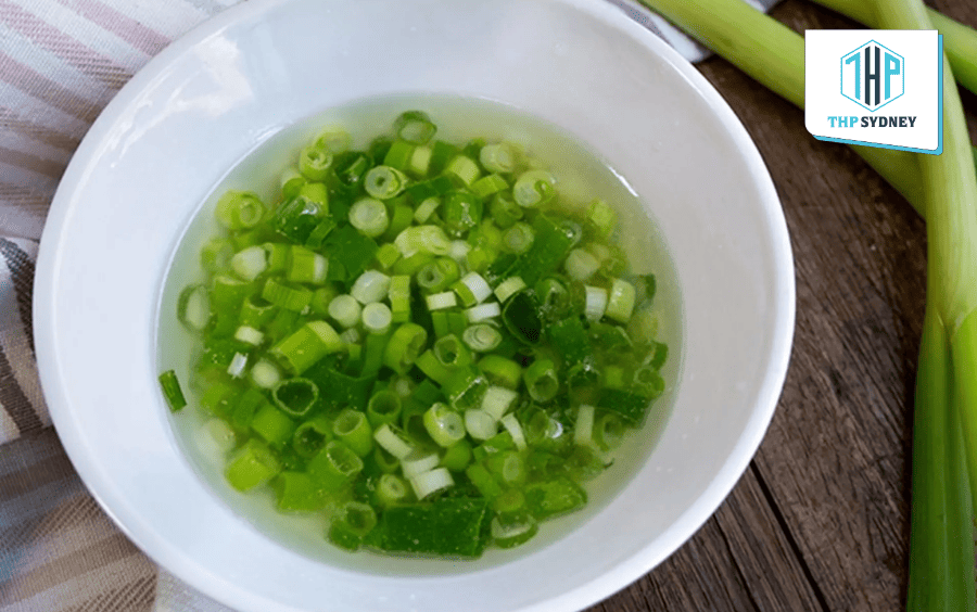 Làm mỡ hành ăn kèm